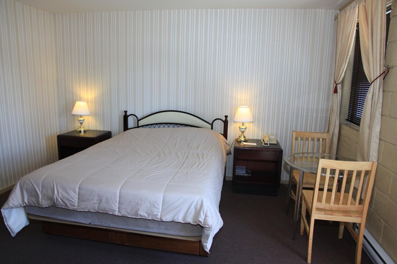 Motel Grande Ile Salaberry-de-Valleyfield Dış mekan fotoğraf