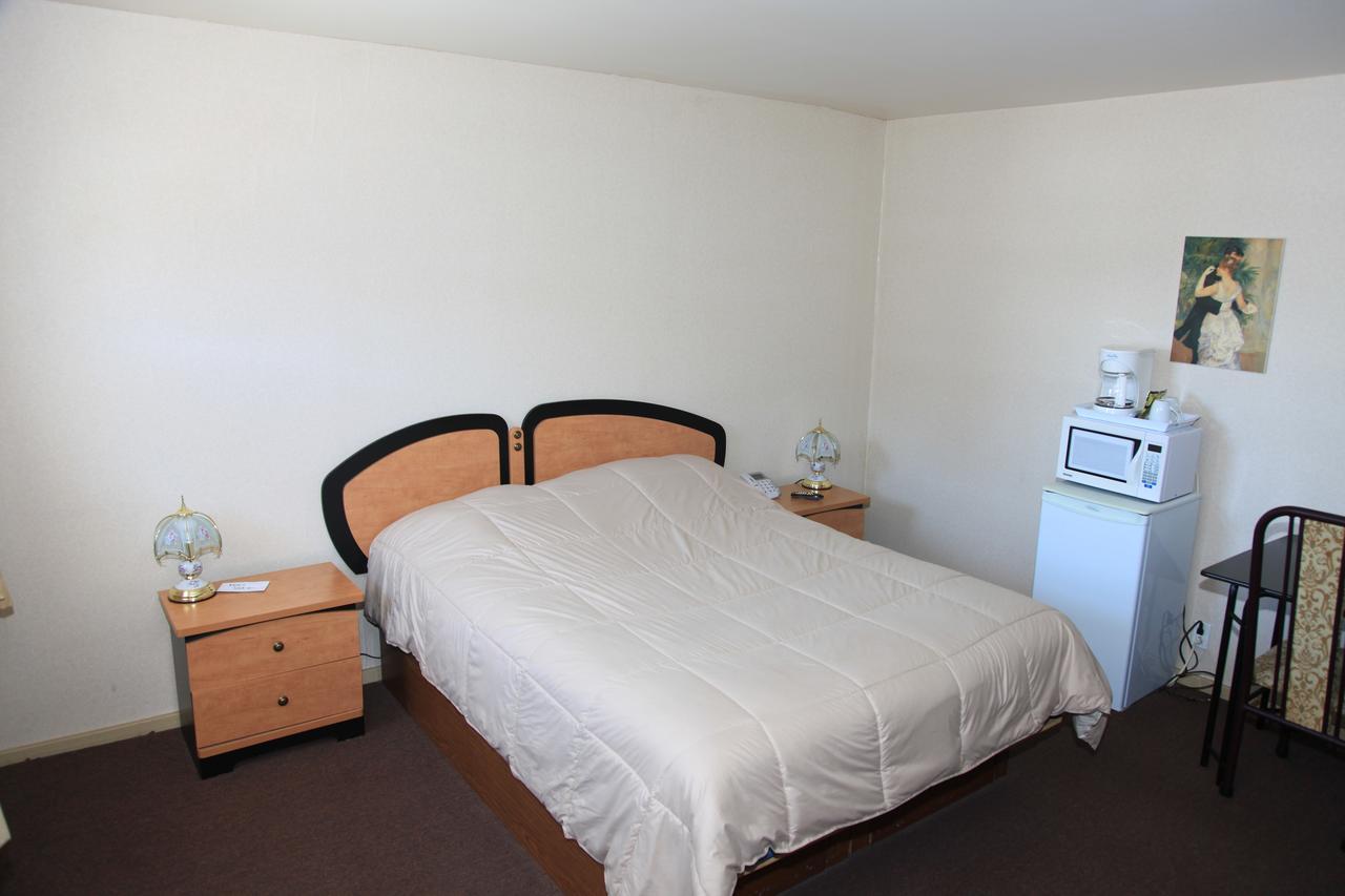 Motel Grande Ile Salaberry-de-Valleyfield Dış mekan fotoğraf